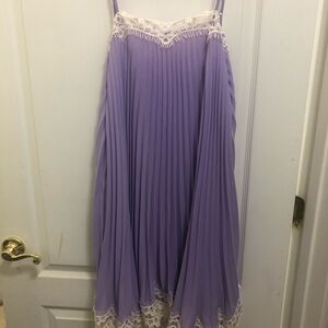 Moulinette Soeurs. Light purple with white laces
